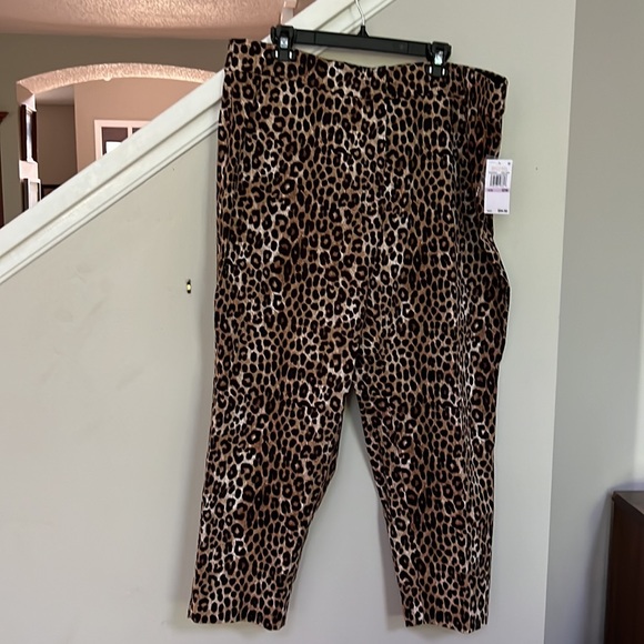 MICHAEL Michael Kors Cheetah Print Ponte Knit Pull-On Slim Leg Ankle Pants. - Picture 4 of 12